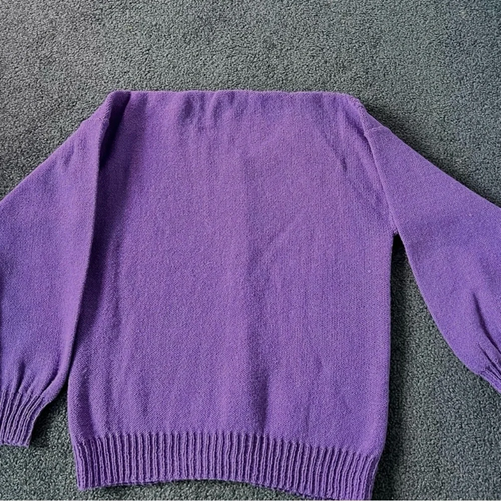 Vintage Handknitted Cardigan & Hat Set · Lilac Quiet Luxury Heirloom - Picture 11 of 16